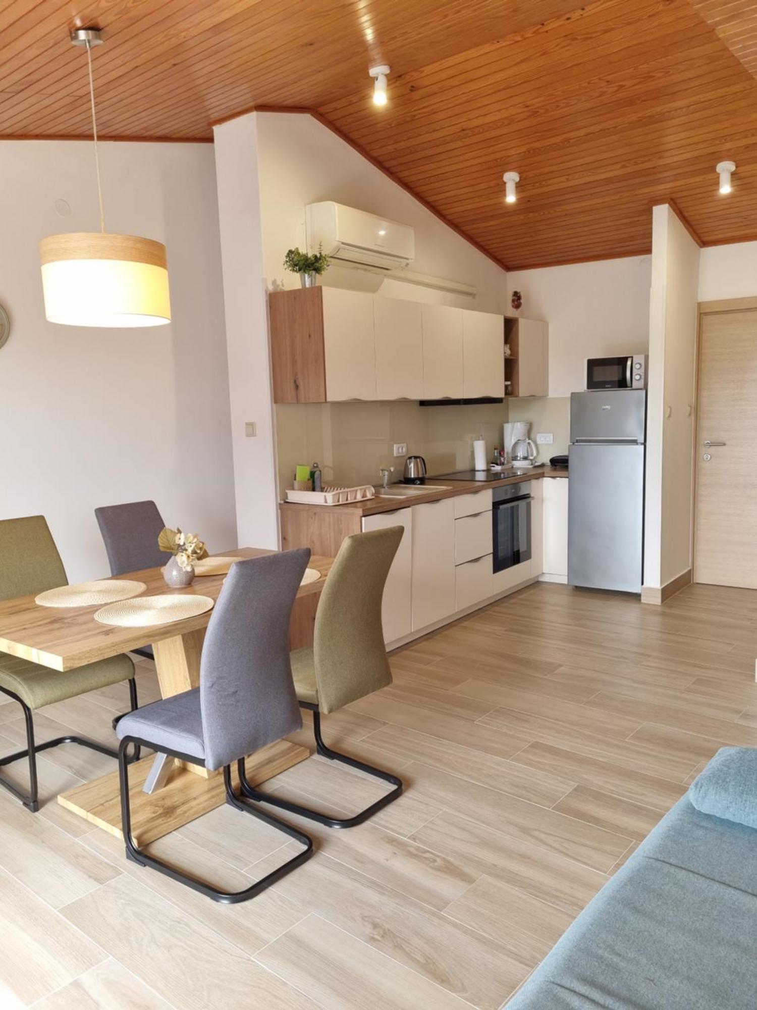 Apartments Matuc Malinska Oda fotoğraf